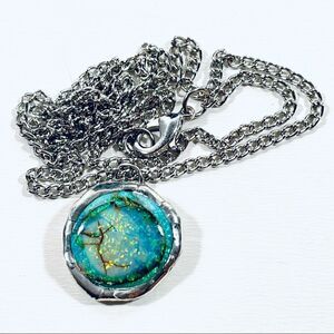 New in Box RAJU Gorgeous silver Necklace Turquoise Round Pendant